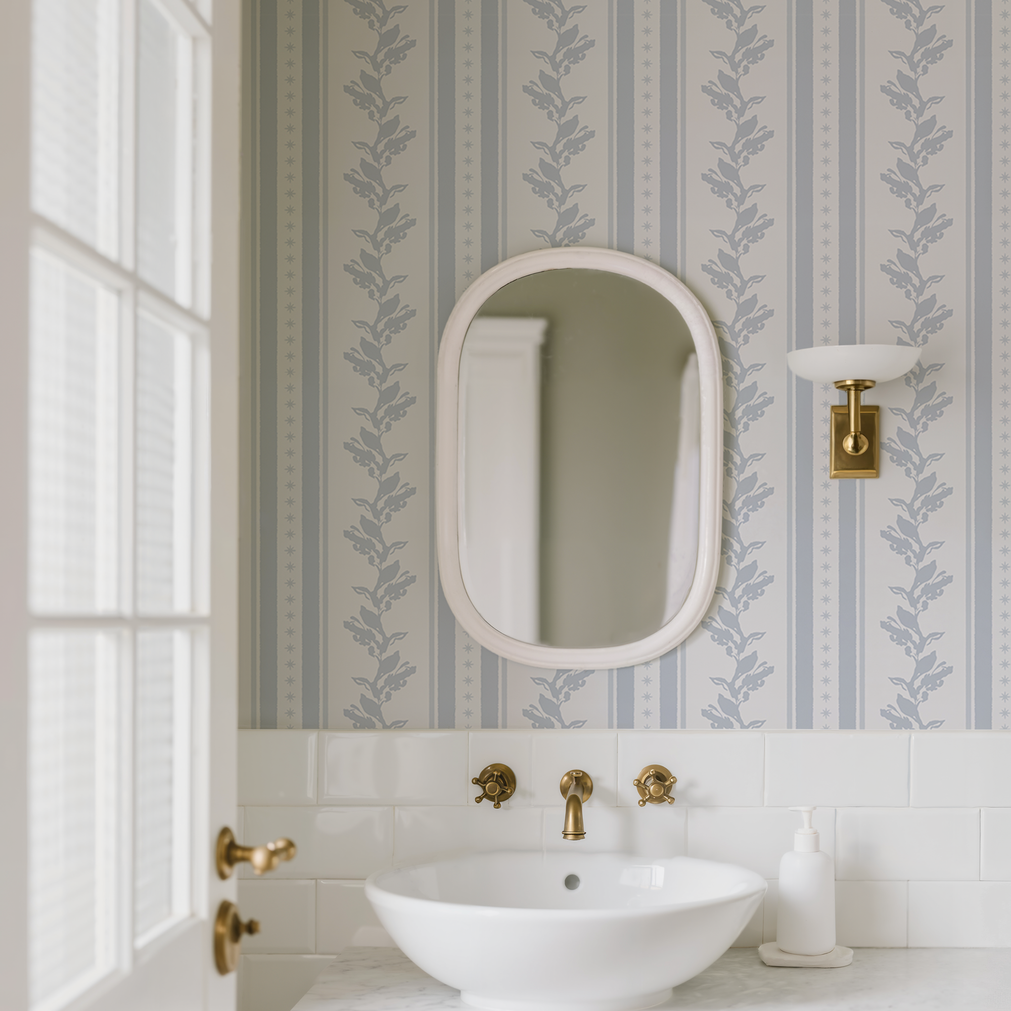 Cabbrix Waterproof Peel Stick Floral Wallpaper, Frost Grain