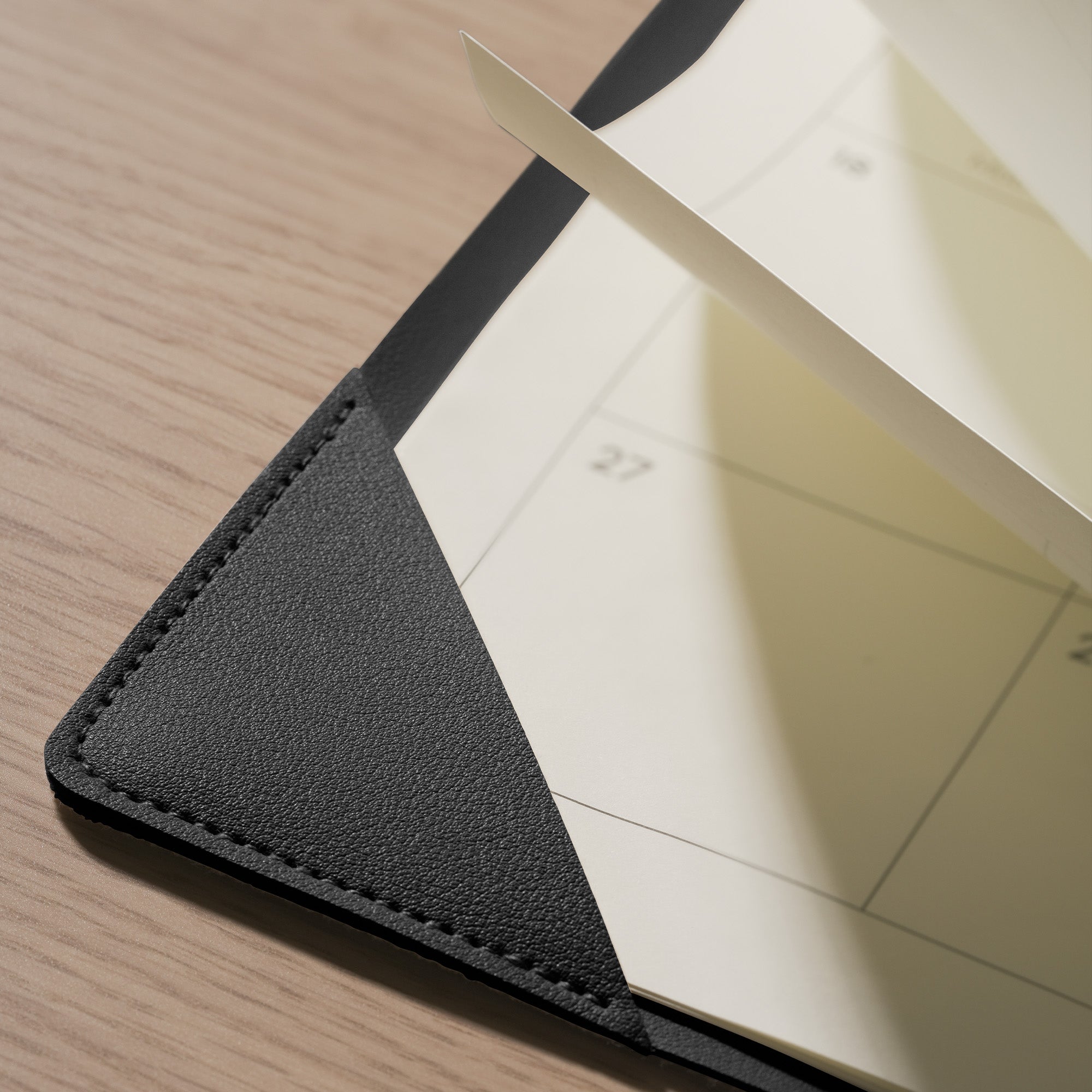 Cabbrix 2025-2026 Desk Calendar, Floral Elements, Black